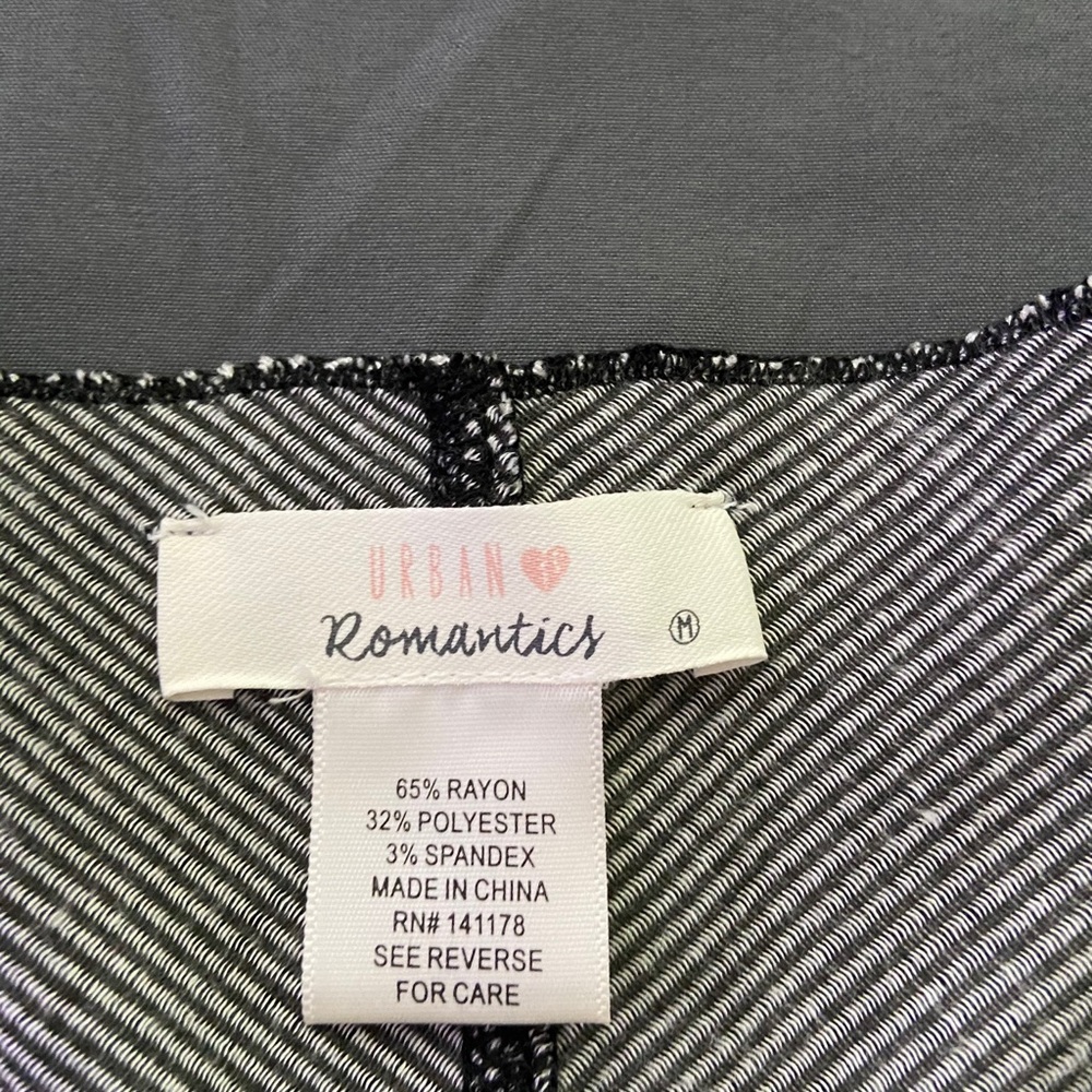 Black and white t shirt